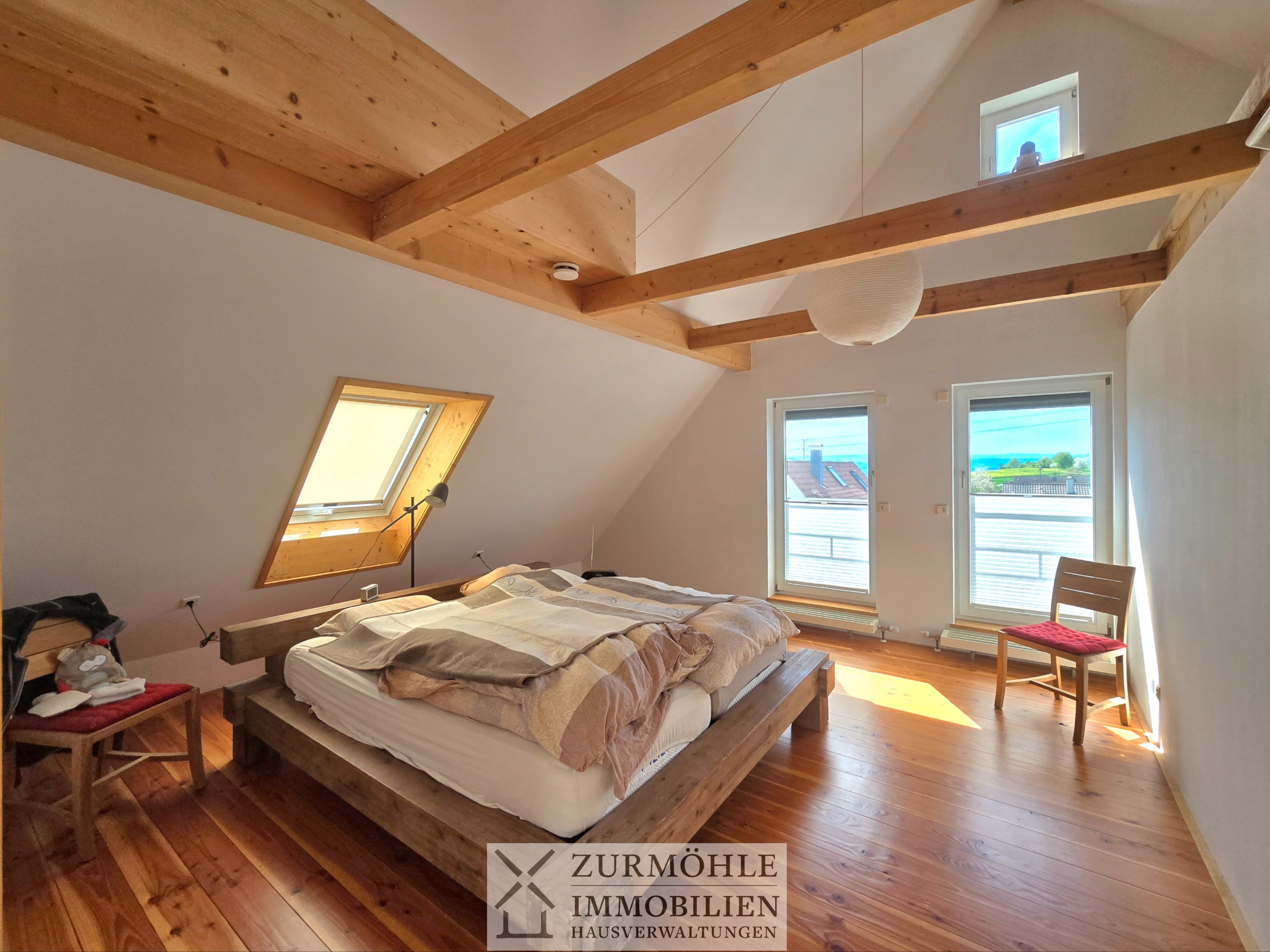 Schlafzimmer DG