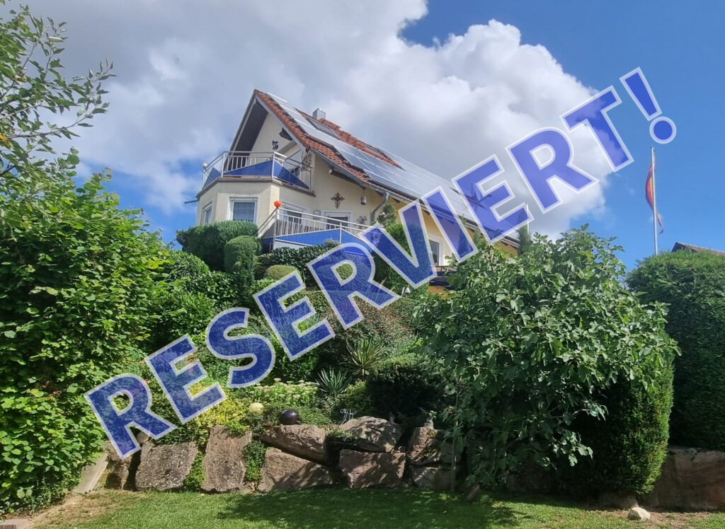 Eppingen - ** Familienfreundlich & Besonders ** Großzügiges Wohnen mit Aussicht in begehrter Lage von Elsenz!